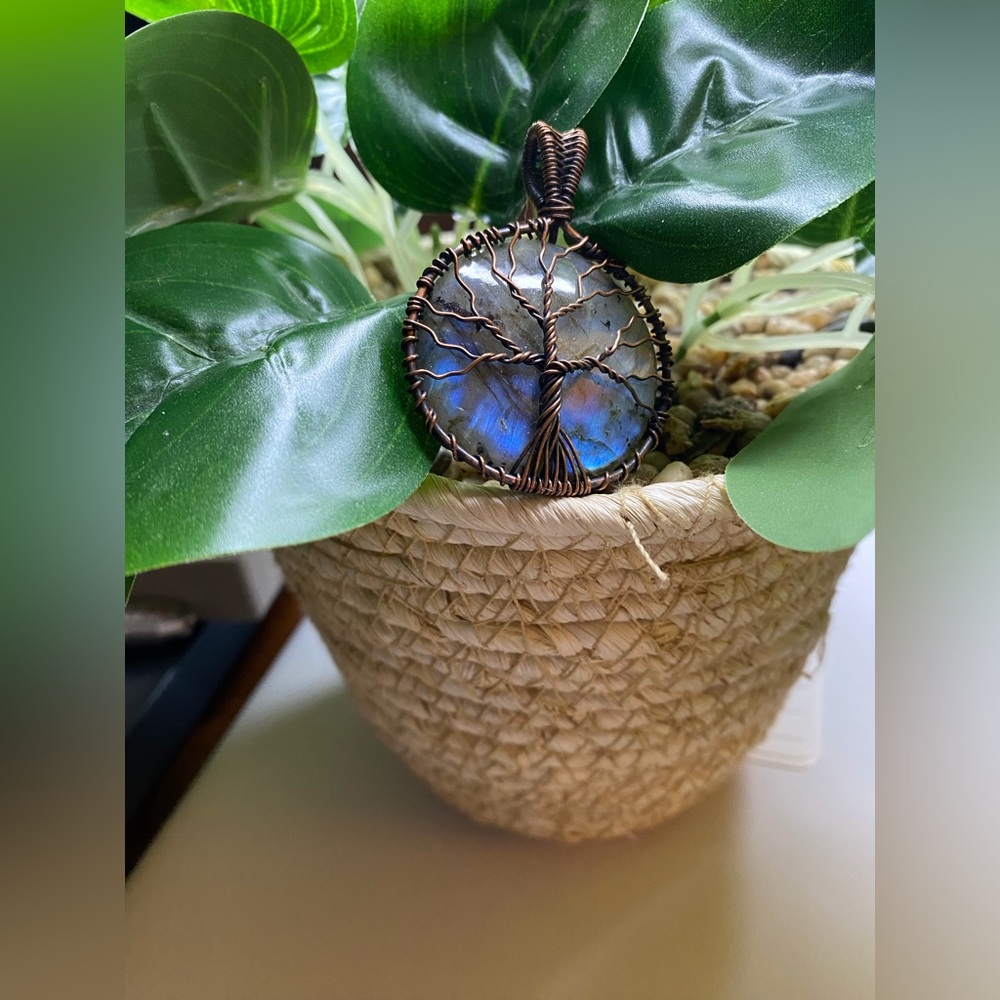 Copper wrapped Labradorite with “Tree of Life” - Picture 3 of 4